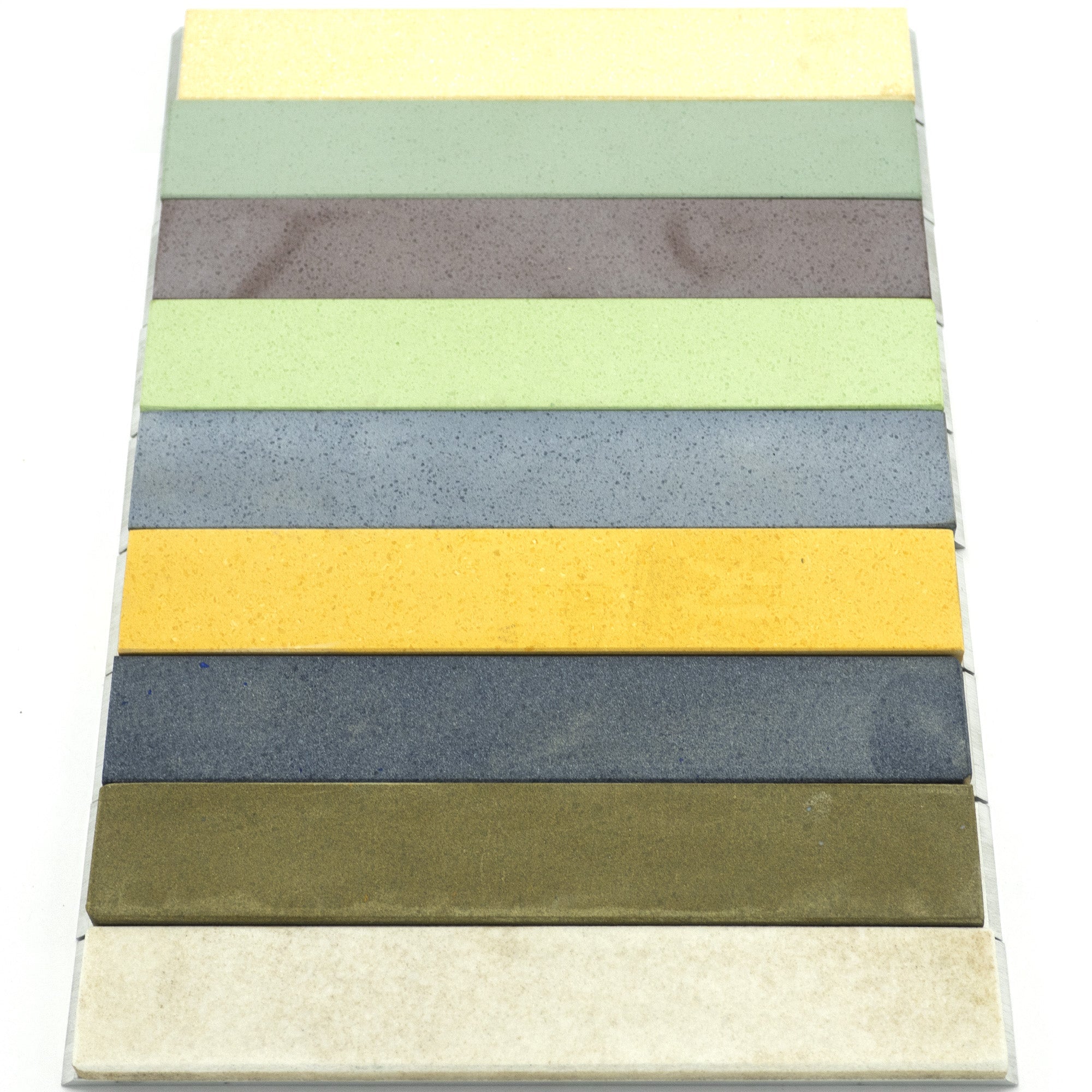 Shapton Pro (Kuromaku) (9) Set de piedra [6 "x 1"] Questions & Answers